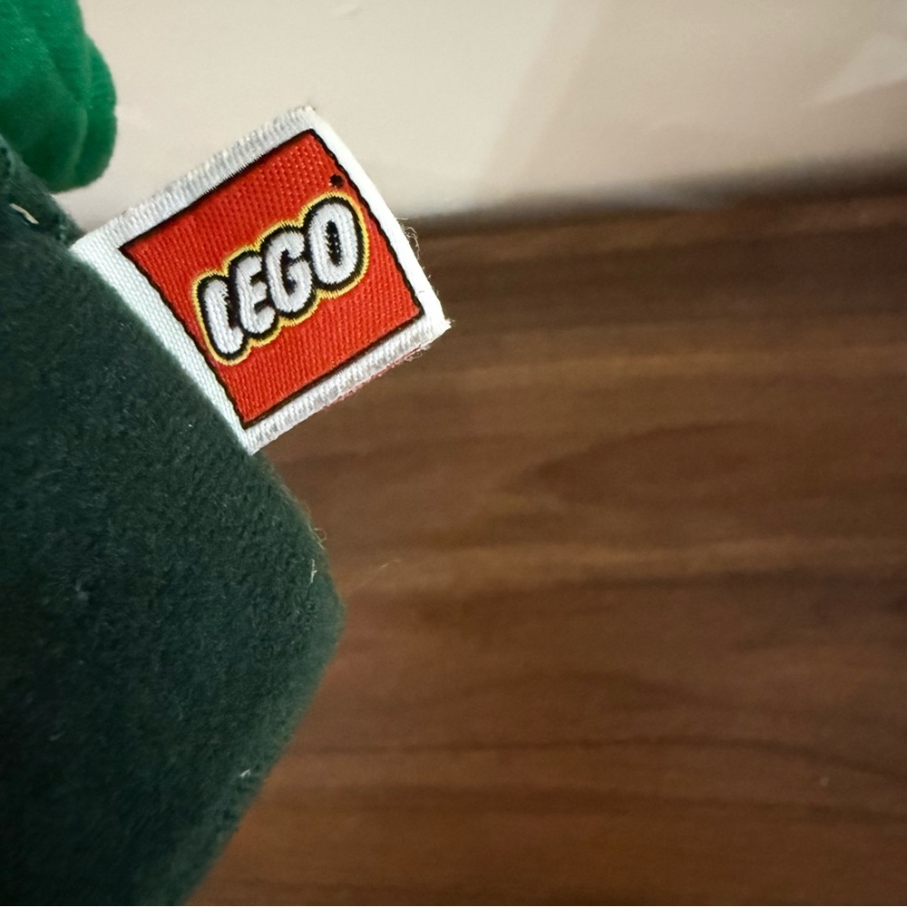 LEGO Pea Pod Girl Plush 11 Minifigure Soft Toy Green - Picture 5 of 5